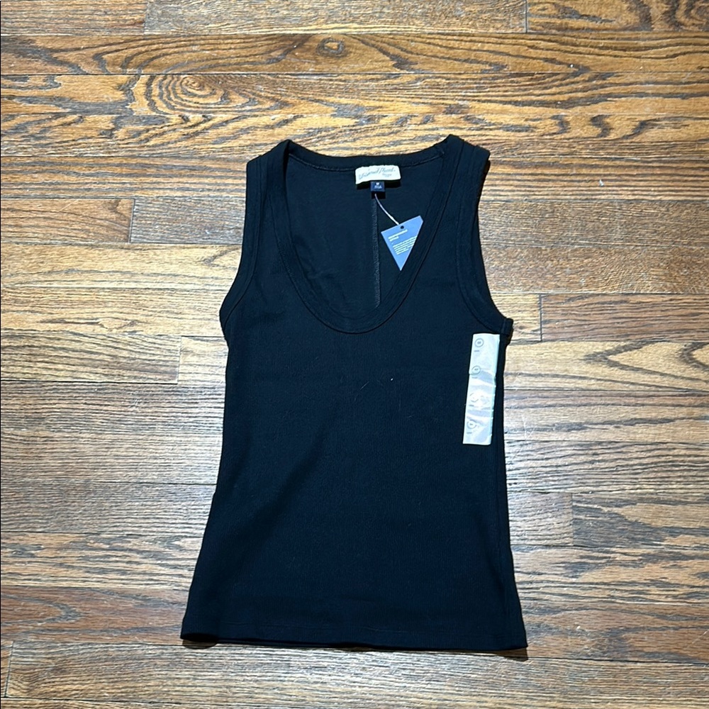 Black Sleeveless Top